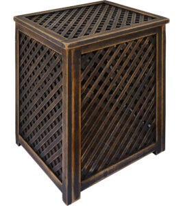 Variants of processing of wooden lattice boxes Vintage